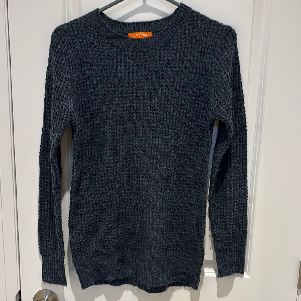 Sweater with pattern